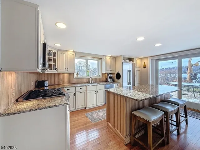 $1,499,900 | 96 East Shore Trail, Sparta, NJ 07871