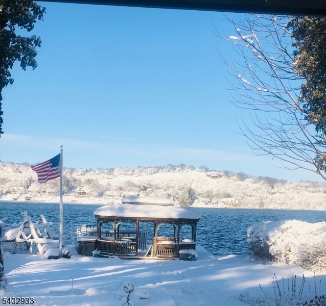 96 East Shore Trail Sparta, NJ 07871 - Photo 5 of 44