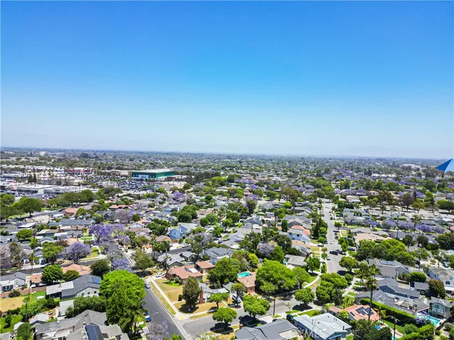 $1,150,000 | 5449 East Fairbrook Street, Long Beach, CA 90815