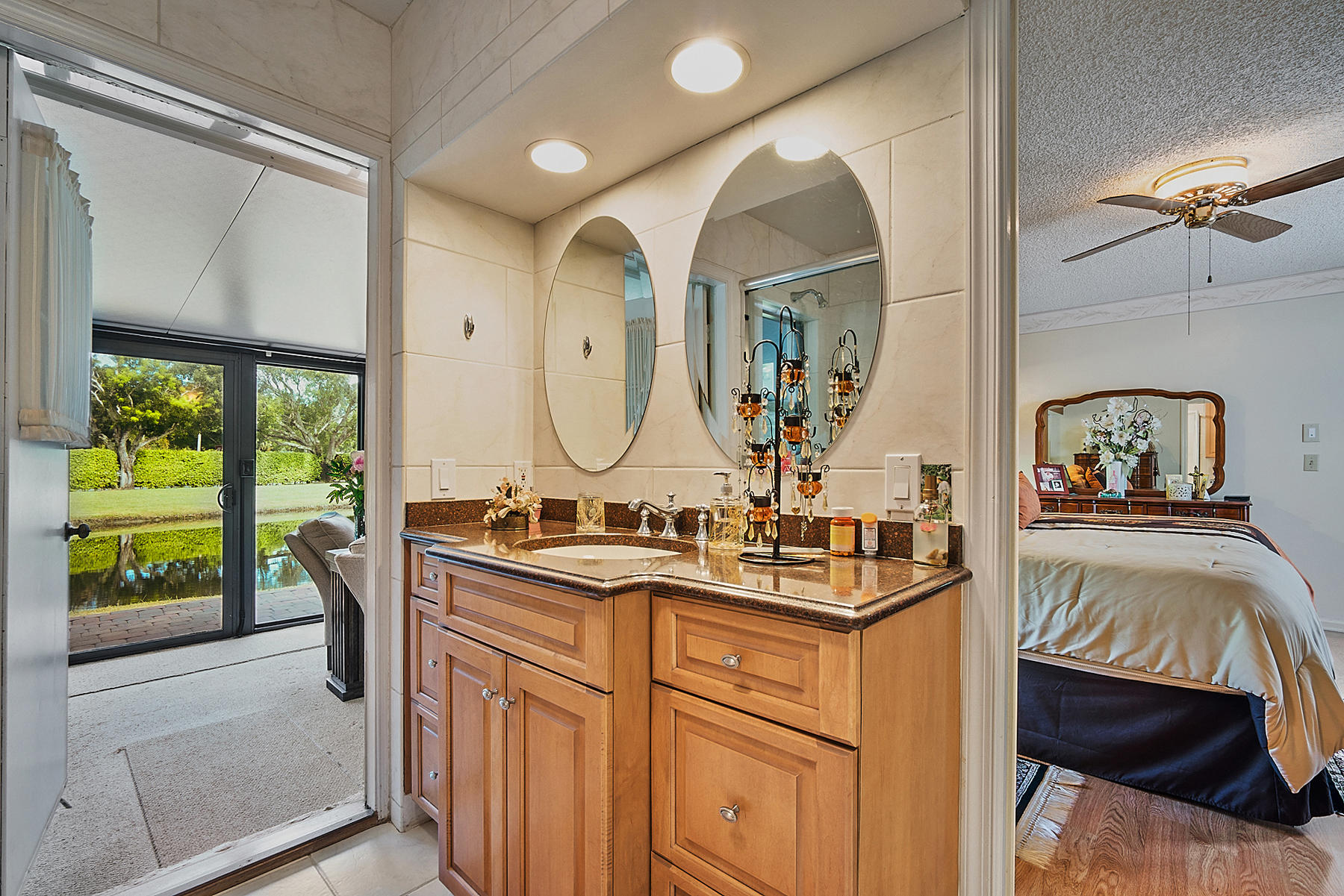 10404 Islander Drive Boca Raton, FL 33498 - Photo 15 of 44 Master Bathroom