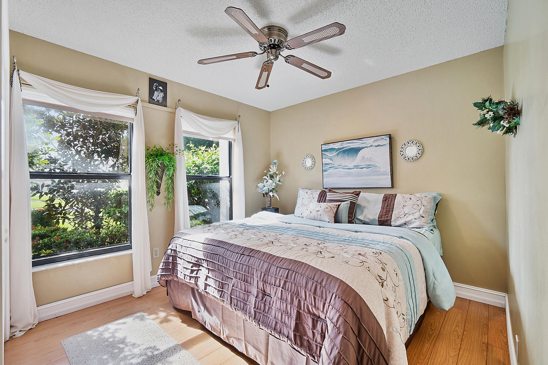 10404 Islander Drive Boca Raton, FL 33498 - Photo 10 of 44 Bedroom 2