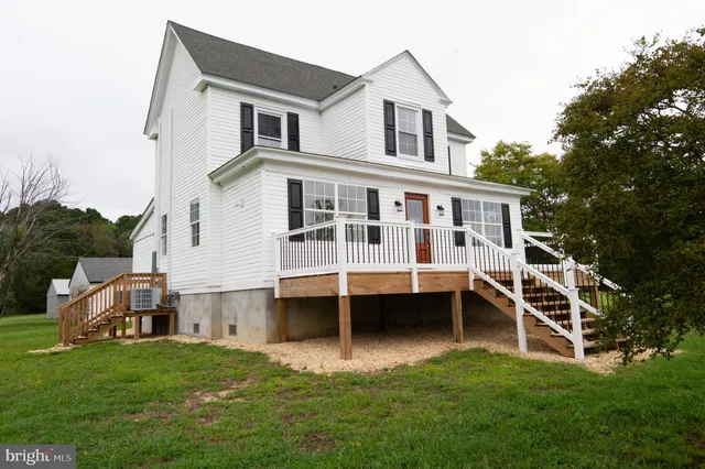 $450,000 | 1622 Town Point Road, Cambridge, MD 21613