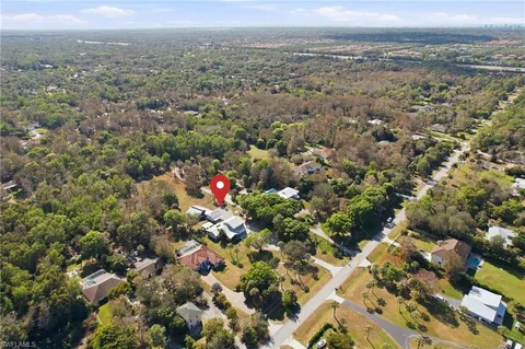 $1,099,000 | 5860 Dogwood Way, Naples, FL 34116