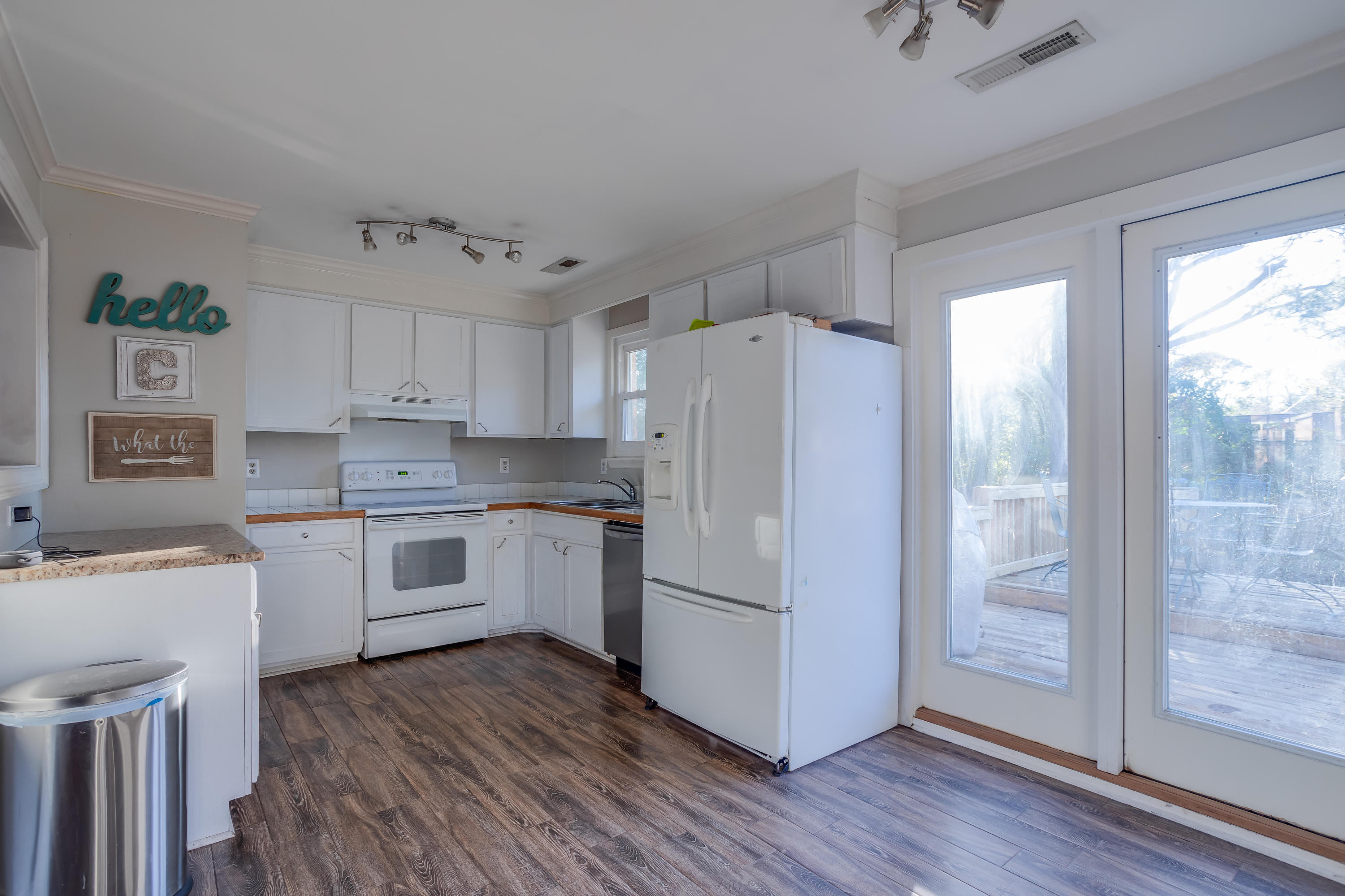 1245 Old Orchard Road Charleston, SC 29412 - Photo 6 of 25 003-1245OldOrchardRd-Charleston-SC-29412