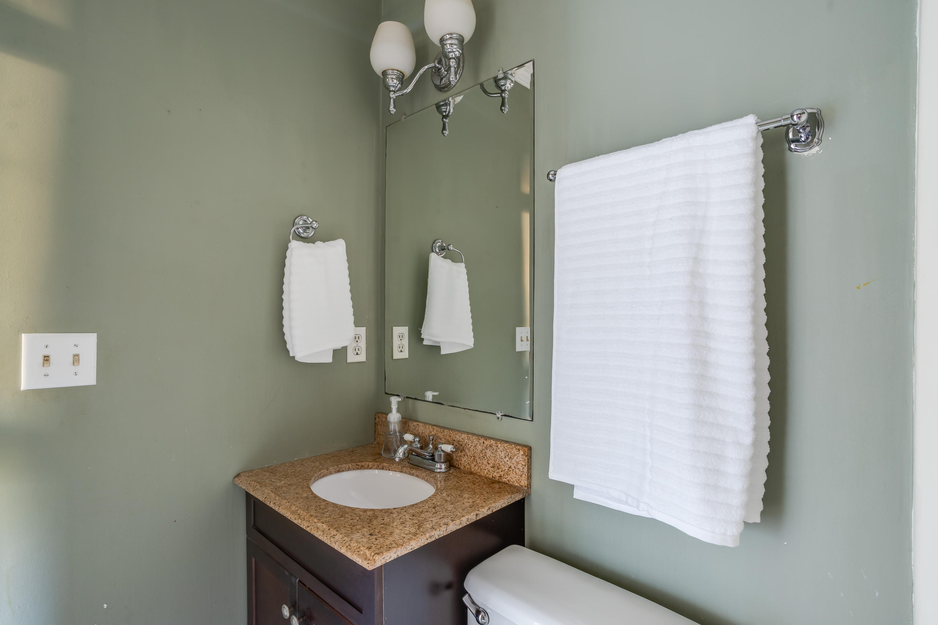 1245 Old Orchard Road Charleston, SC 29412 - Photo 10 of 25 007-1245OldOrchardRd-Charleston-SC-29412