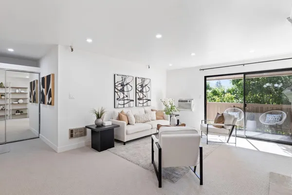 $798,000 | 400 Ortega Avenue, Unit 301, Mountain View, CA 94040