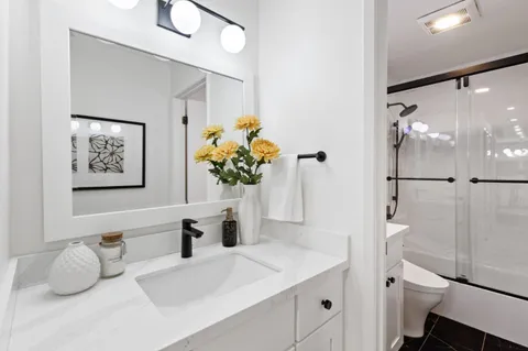 $850,000 | 400 Ortega Avenue, Unit 301, Mountain View, CA 94040