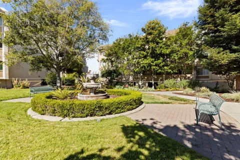 $850,000 | 400 Ortega Avenue, Unit 301, Mountain View, CA 94040