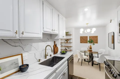 $850,000 | 400 Ortega Avenue, Unit 301, Mountain View, CA 94040