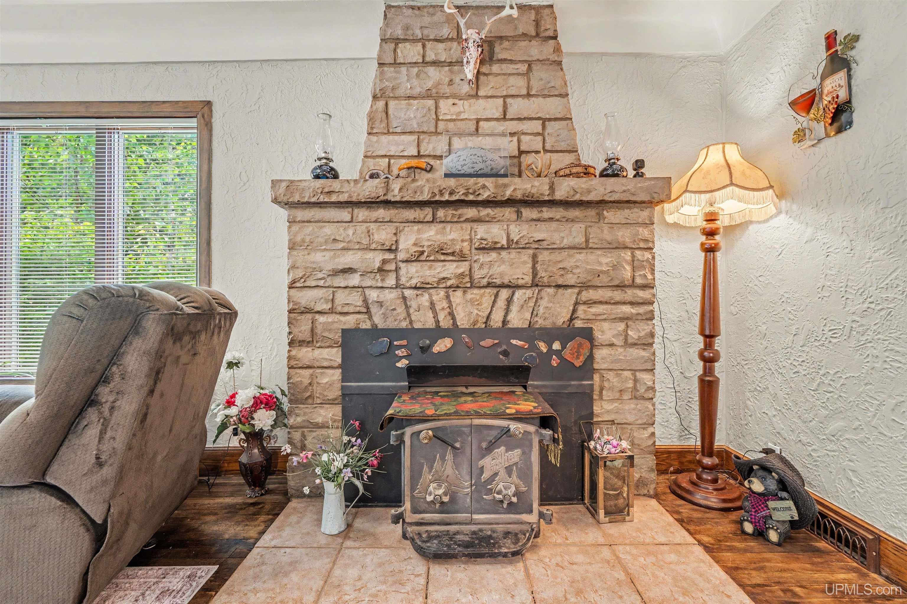 1820 Little Harbor Road Manistique, MI 49854 - Photo 7 of 88 Gallery Image 7