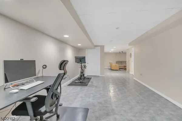 $4,200 | 49 Gordon Circle, Unit 49, Parsippany, NJ 07054
