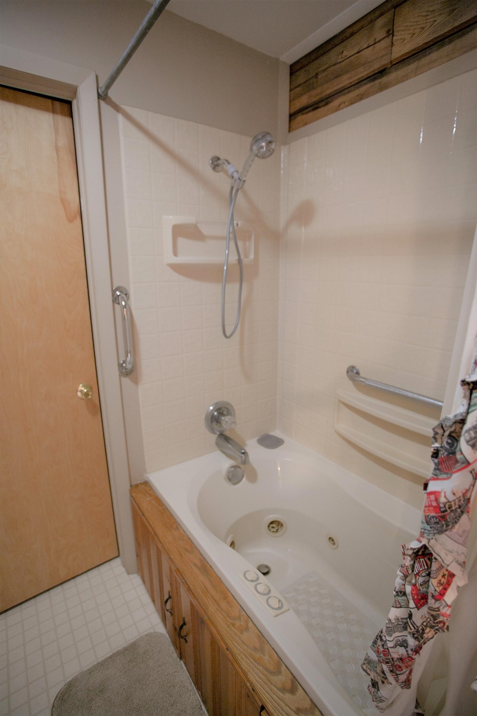 11229 Pittsburg Road Durand, MI 48429 - Photo 25 of 82 50109852-24.JPG
