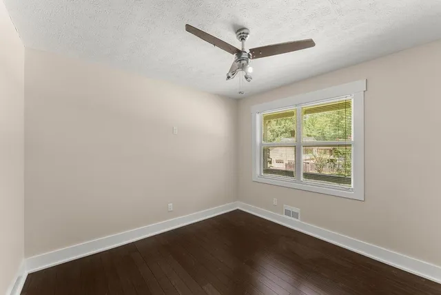 $2,500 | 4035 Thames Drive, Kennesaw, GA 30144