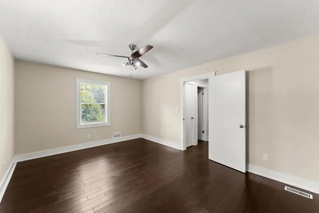 $2,500 | 4035 Thames Drive, Kennesaw, GA 30144