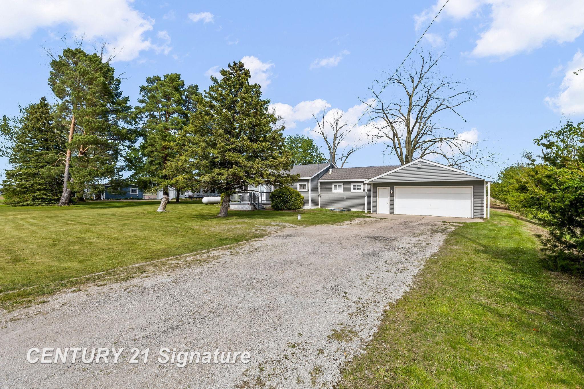 1005 South Meridian Road Merrill, MI 48637 - Photo 34 of 36
