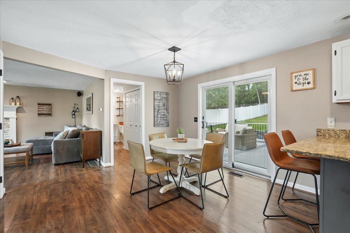 325 Wellington Hill Road Manchester, NH 03104 - Photo 11 of 32