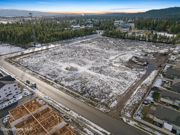 $945,283 | 16125 Cloverdale Street, Rathdrum, ID 83858