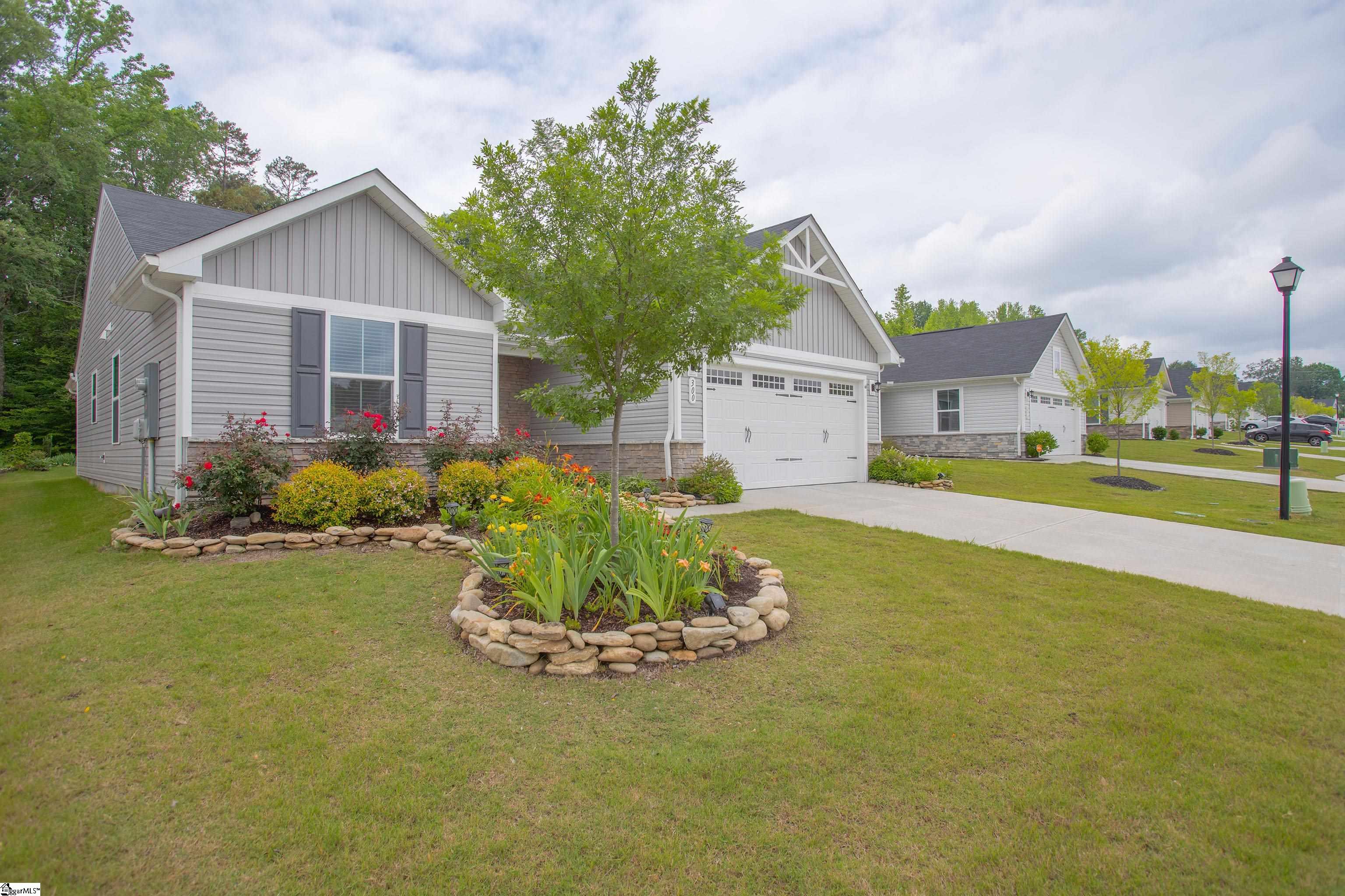 300 Stockland Trail Fountain Inn, SC 29644 - Photo 2 of 35 Gallery Image 2