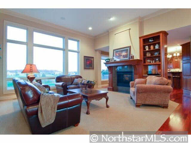 341 Lindsay Road Hudson, WI 54016 - Photo 3 of 10 Gallery Image 3