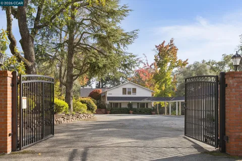 $4,750,000 | 4040 Los Arabis Drive, Lafayette, CA 94549