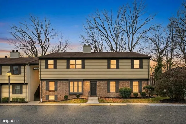 $224,900 | 4 George Wythe Bldg, Turnersville, NJ 08012