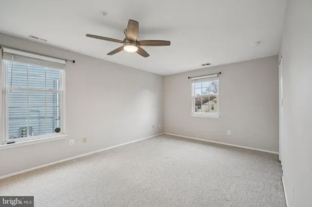 $224,900 | 4 George Wythe Bldg, Turnersville, NJ 08012