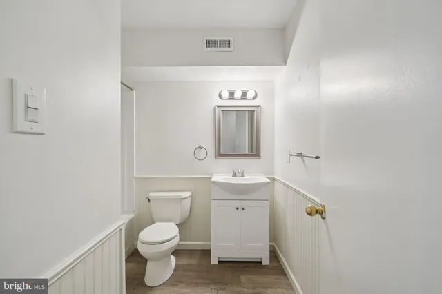 $224,900 | 4 George Wythe Bldg, Turnersville, NJ 08012