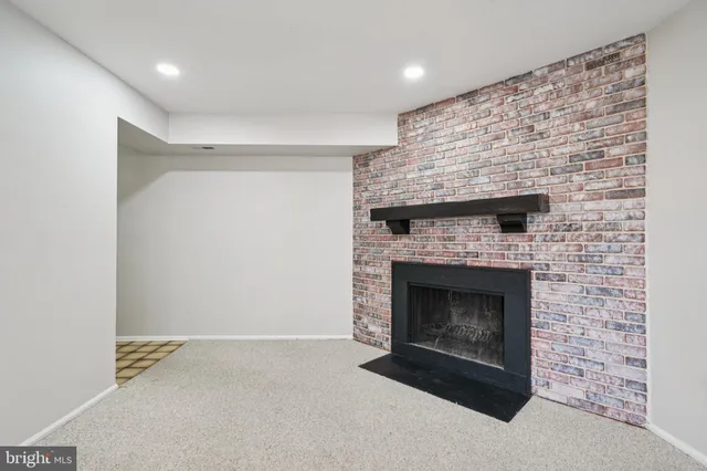 $224,900 | 4 George Wythe Bldg, Turnersville, NJ 08012