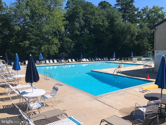 $224,900 | 4 George Wythe Bldg, Turnersville, NJ 08012