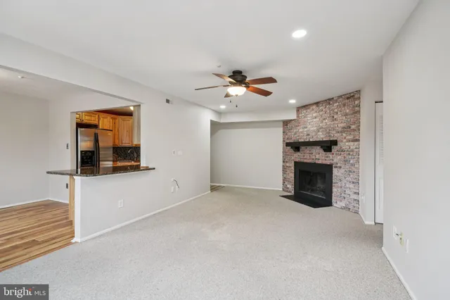 $224,900 | 4 George Wythe Bldg, Turnersville, NJ 08012