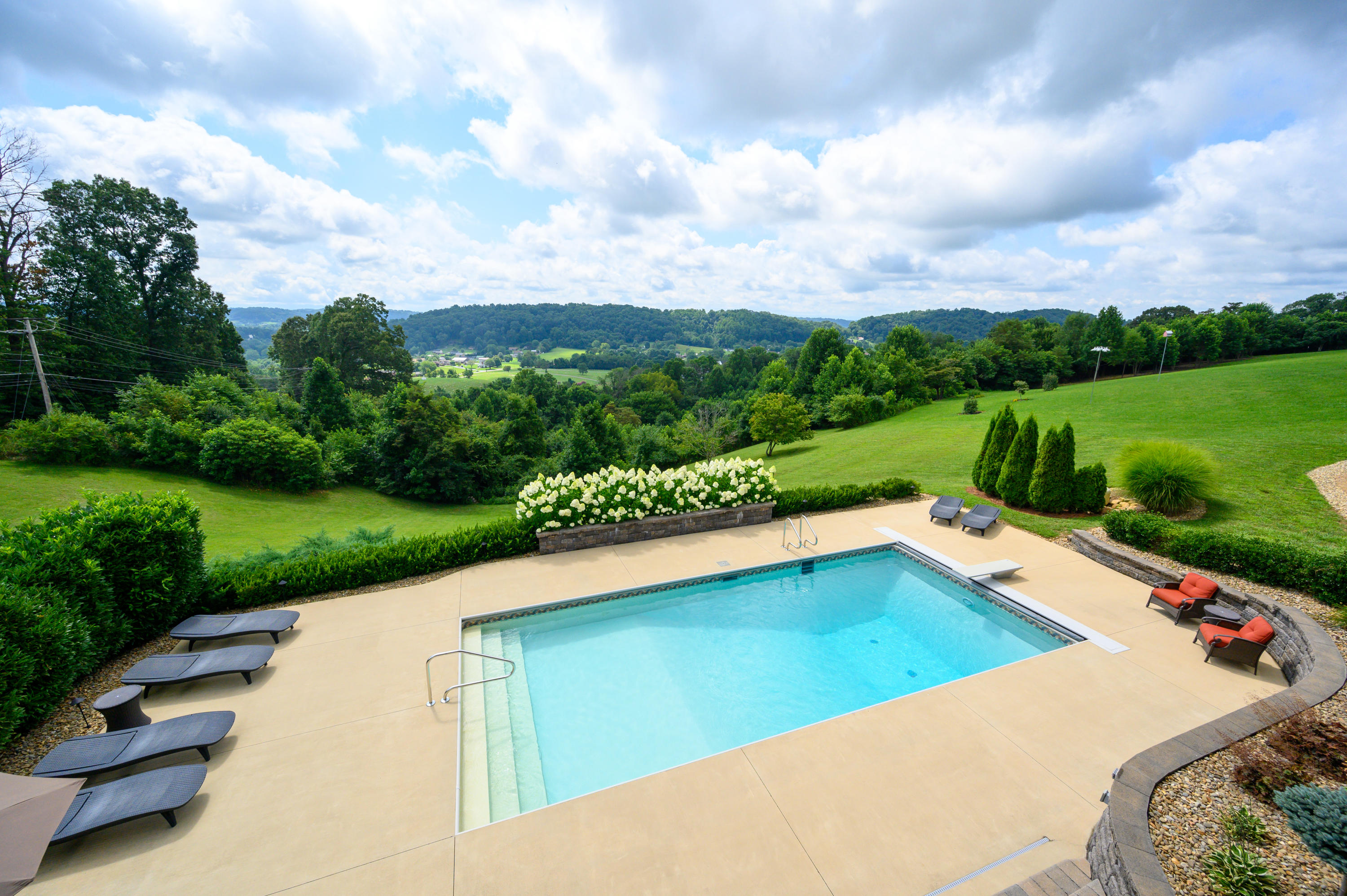 4787 Edens View Road Kingsport, TN 37664 - Photo 44 of 68 45 Pool View 1