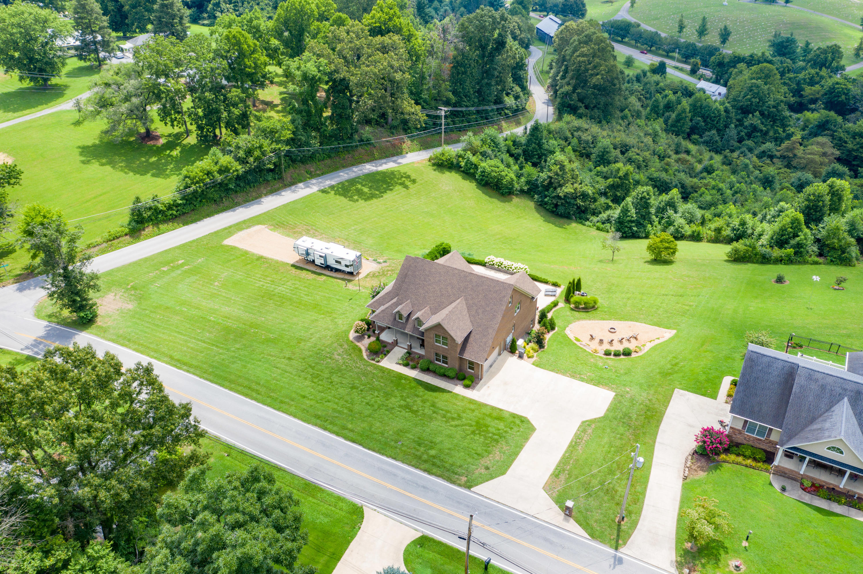 4787 Edens View Road Kingsport, TN 37664 - Photo 54 of 68 55 Overhead View of Home View 2