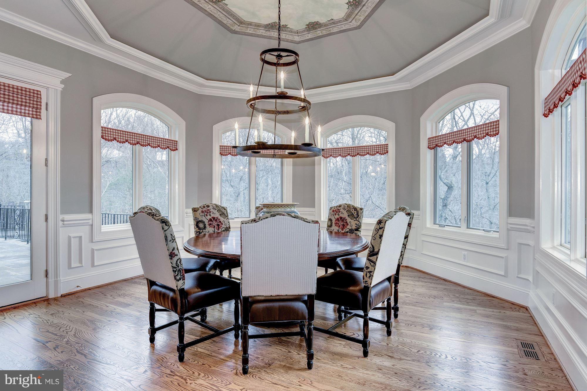 7853 Langley Ridge Road McLean, VA 22102 - Photo 14 of 29 Interior (General)