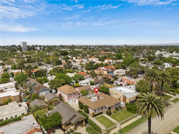 $1,800,000 | 3711 Lemon Avenue, Long Beach, CA 90807