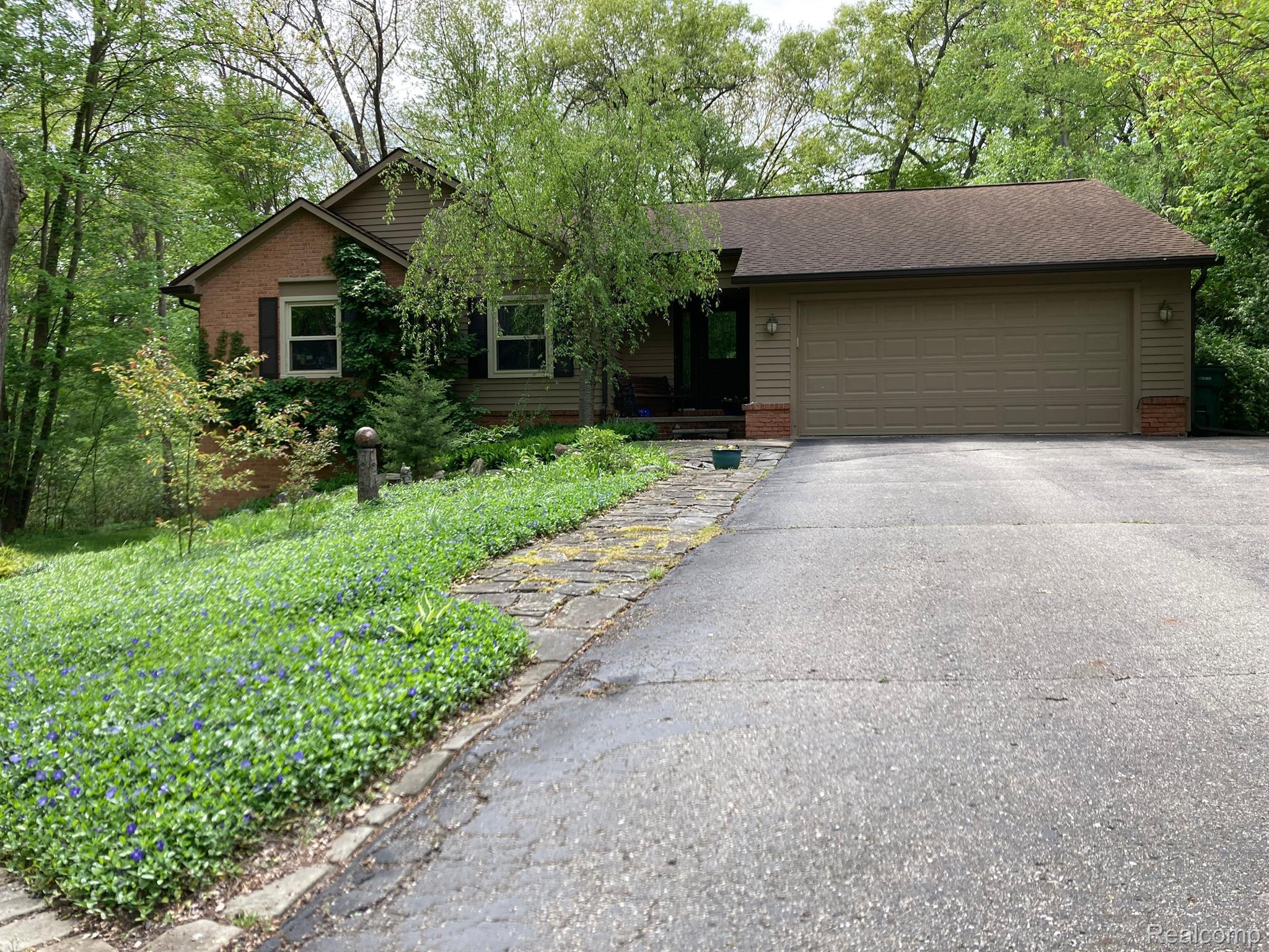 3893 Cheryl Drive Commerce Township, MI 48382 - Photo 42 of 52 Gallery Image 42