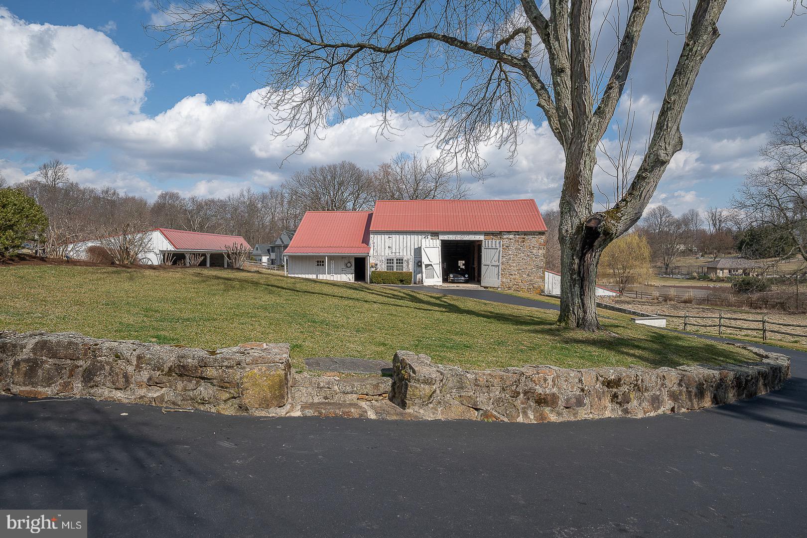 2 Fox Run Road Chester Springs, PA 19425 - Photo 46 of 80 Gallery Image 46