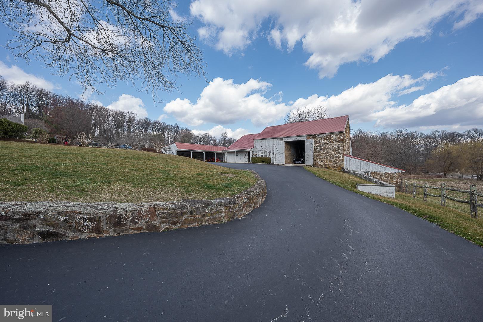 2 Fox Run Road Chester Springs, PA 19425 - Photo 48 of 80 Gallery Image 48