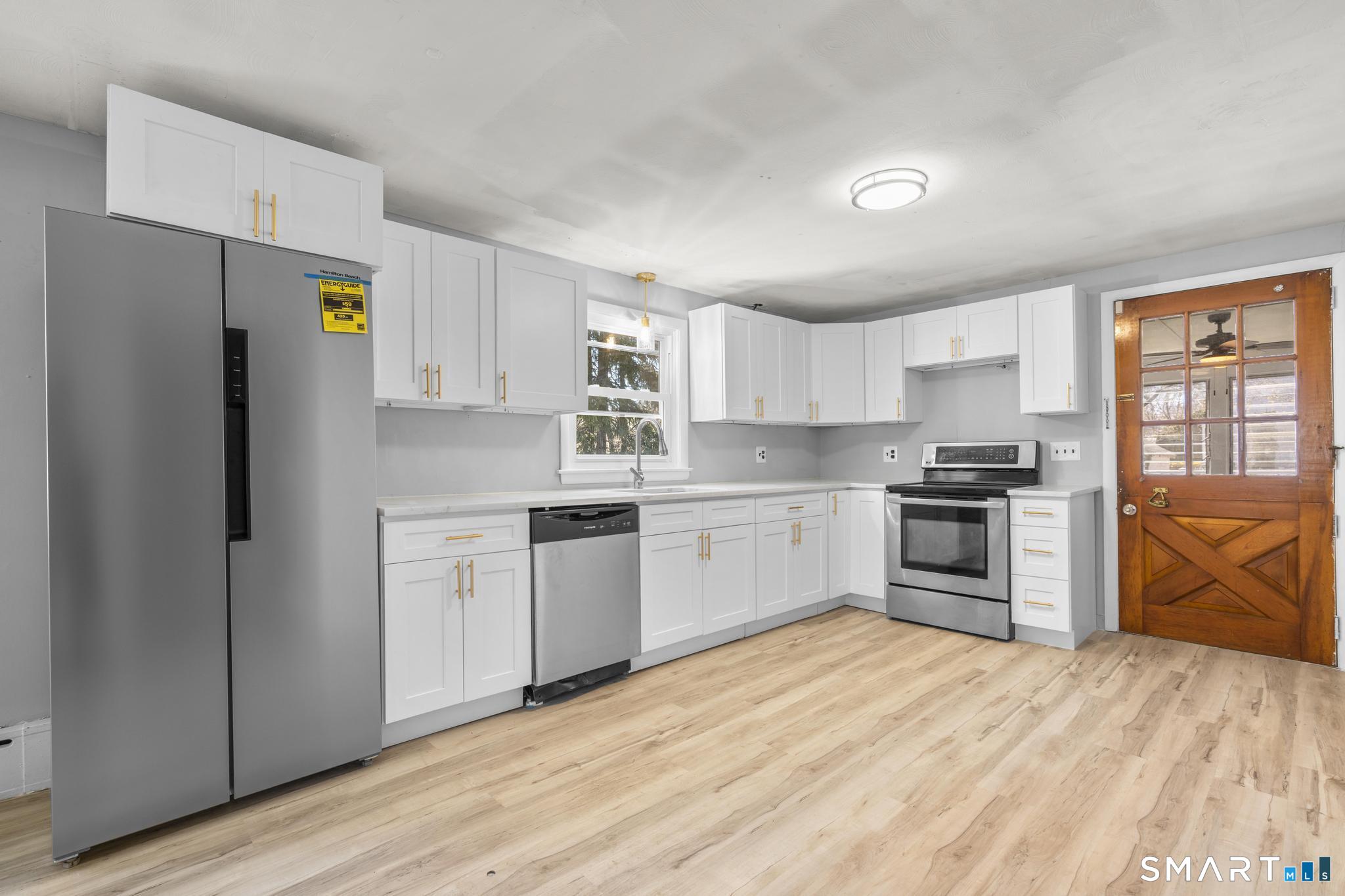 44 Garden Street Meriden, CT 06451 - Photo 12 of 35