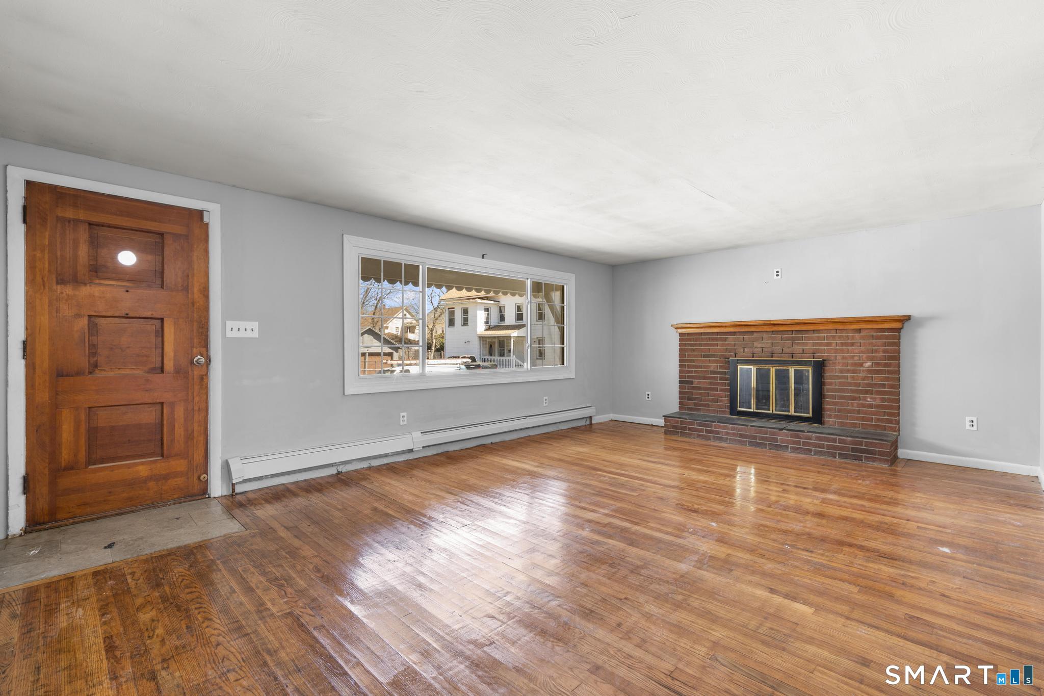 44 Garden Street Meriden, CT 06451 - Photo 8 of 35