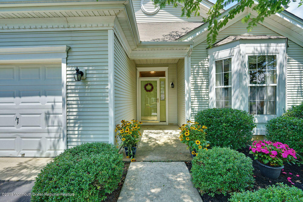 60 Silverside Road Lakewood, NJ 08701 - Photo 1 of 33 006_dsc00032-dsc00036