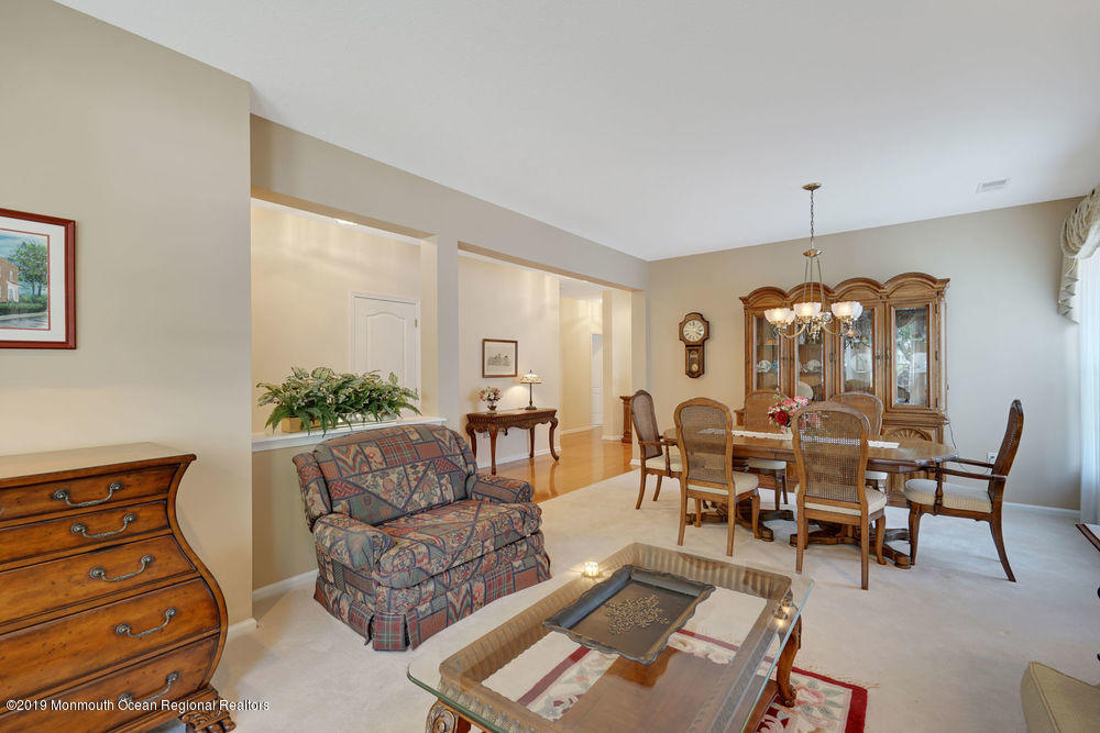 60 Silverside Road Lakewood, NJ 08701 - Photo 11 of 33 016_dsc00082-dsc00086