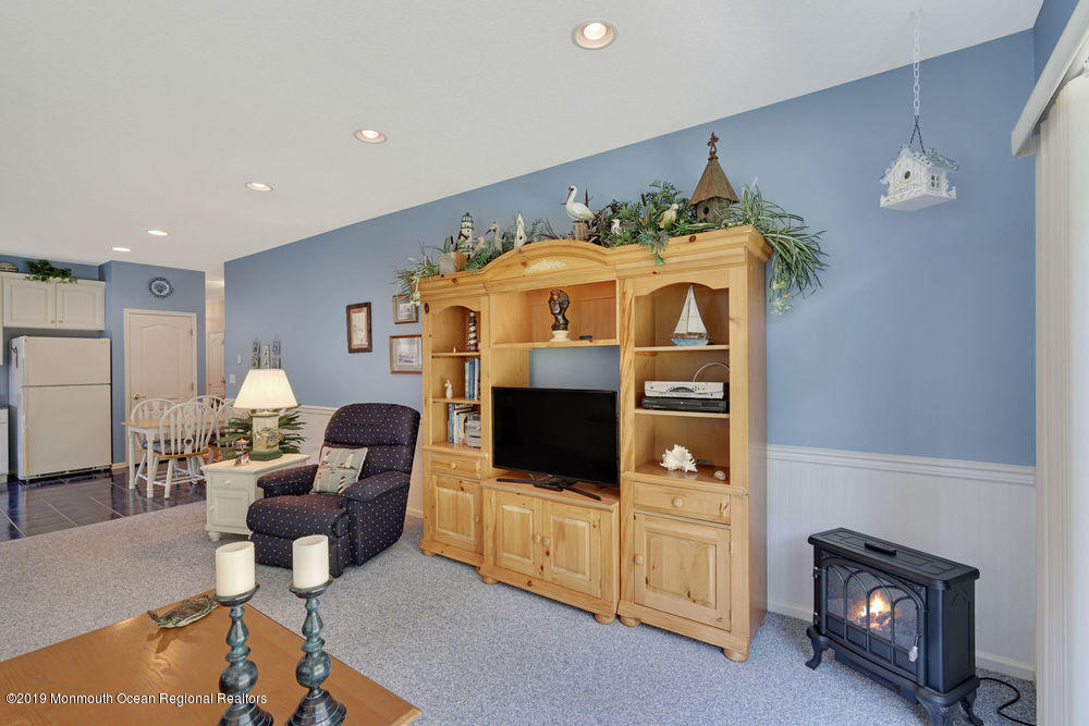 60 Silverside Road Lakewood, NJ 08701 - Photo 19 of 33 026_dsc00132-dsc00136