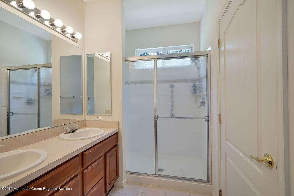 60 Silverside Road Lakewood, NJ 08701 - Photo 33 of 33 042_dsc00212-dsc00216