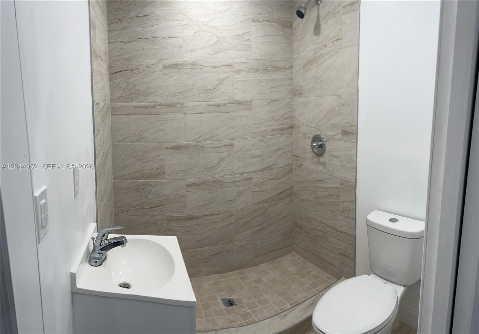 8208 Southwest 166th Place Miami, FL 33193 - Photo 31 of 37