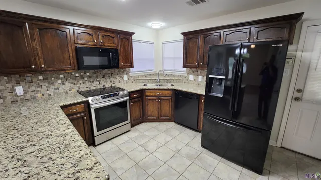 $1,825 | Undisclosed Address, Baker, LA 70714