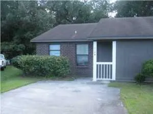 $1,400 | 112 Peach Road, Unit A, Goose Creek, SC 29445