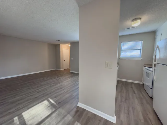 $1,400 | 112 Peach Road, Unit A, Goose Creek, SC 29445