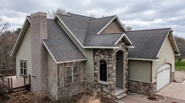 $524,900 | N5532 Spring Creek Road, Manawa, WI 54949