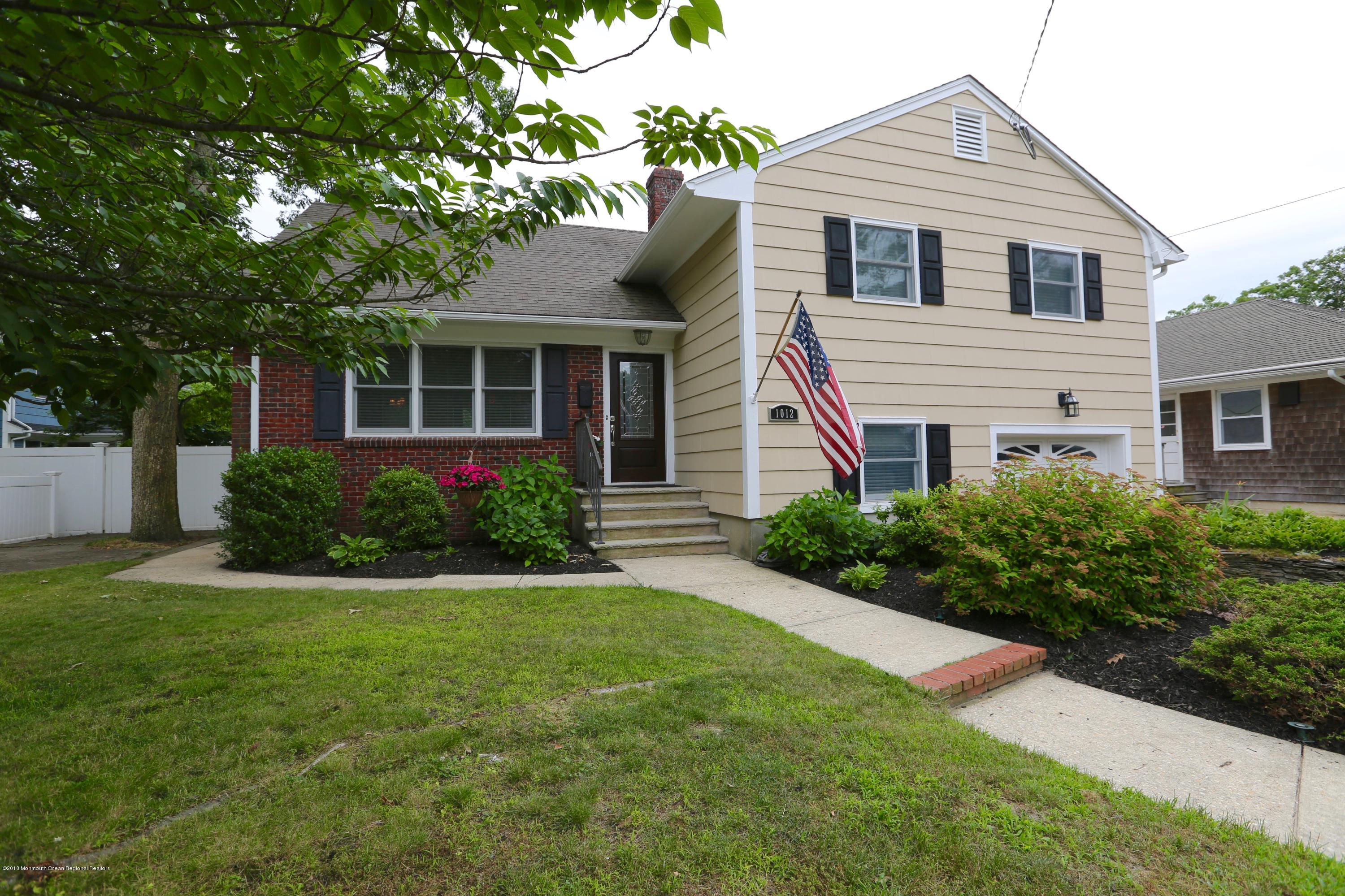 1012 Old Farm Road Point Pleasant, NJ 08742 - Photo 1 of 31 HT8A9392 9.17.49 PM
