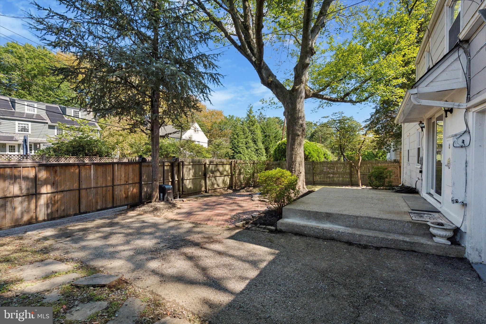 433 Haverford Road Wynnewood, PA 19096 - Photo 7 of 46